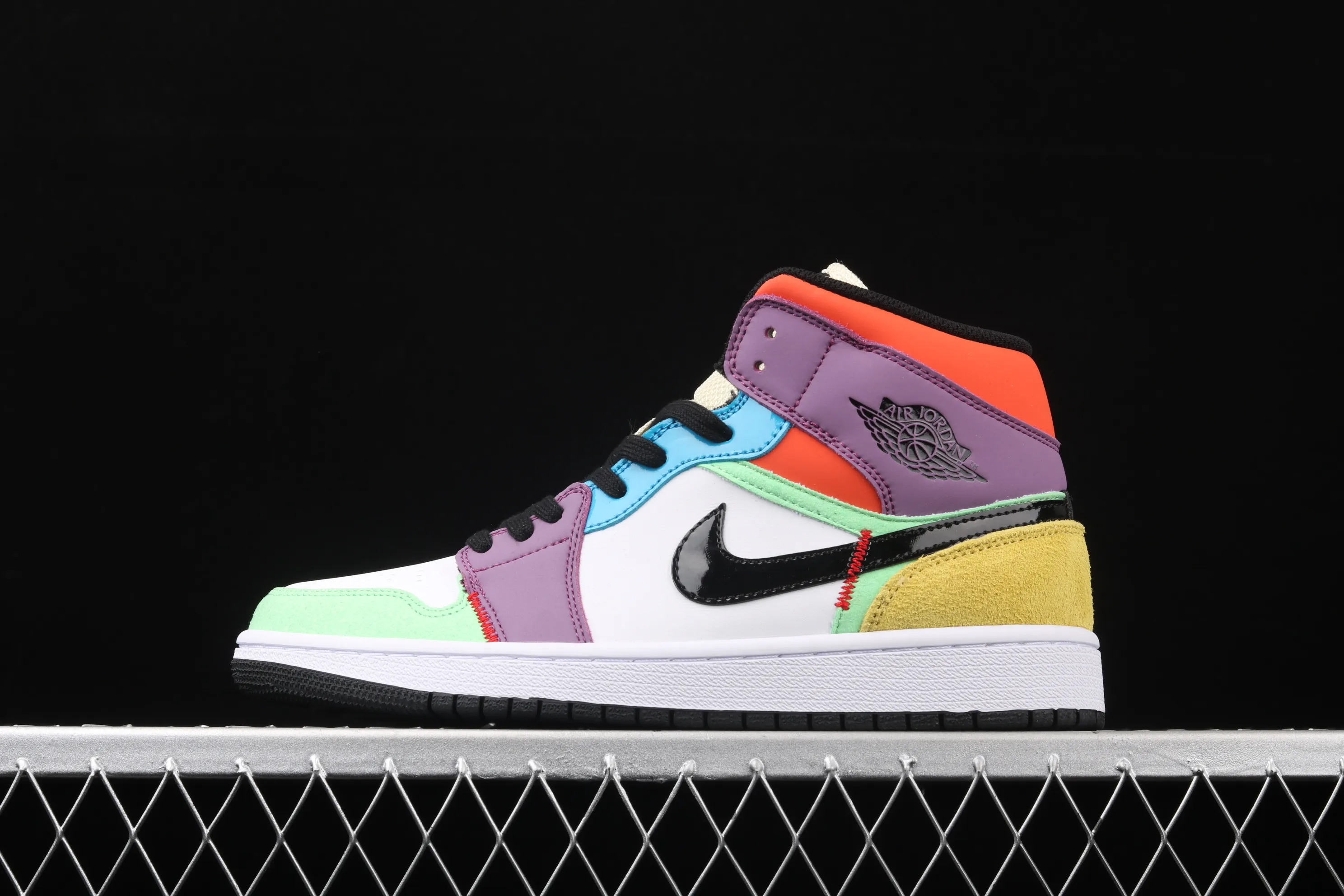 All categories Air Jordan Jordan series basketball shoes Air Jordan 1 Mid Air Jordan 1 Mid AJ1 Joe 1 Zhongbang color stitching CW1140-100
